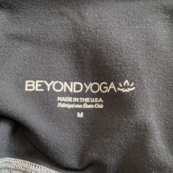 Beyond Yoga Space Dye Legging Gray Ruched Leg Athletic Workout Size M - Picture 7 of 8